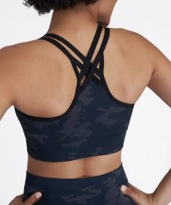 Spanx Look At Me Now Low Impact Sports Bra