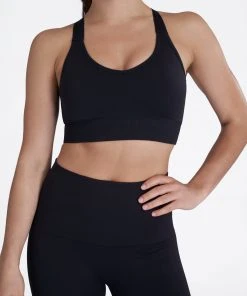 Spanx Look At Me Now Low Impact Sports Bra