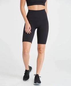 Spanx Seamless Look At Me Now Bike Short