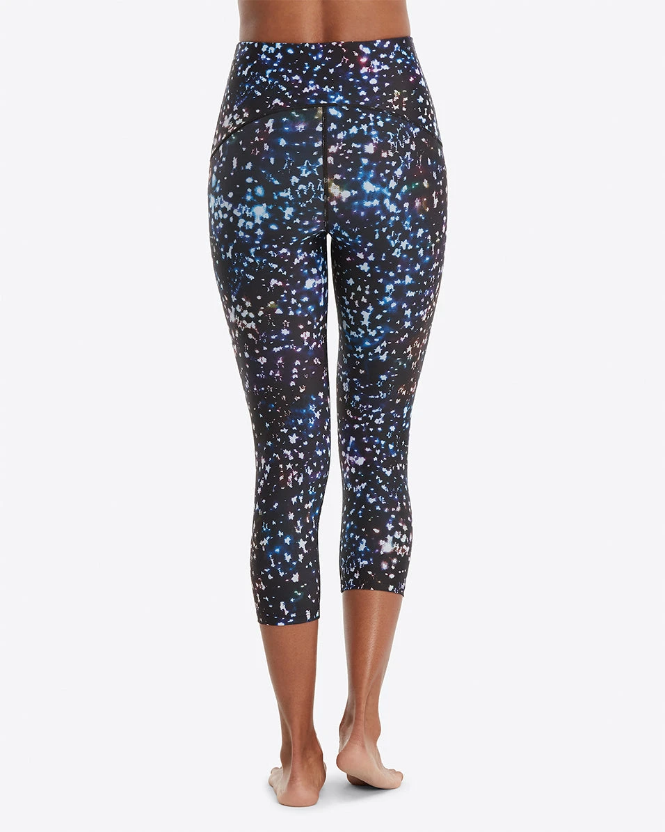 Spanx Booty Boost® Active Printed Cropped Leggings 7 Spanx Booty Boost® Active Printed Cropped Leggings
