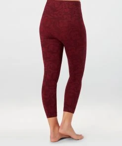 Spanx Look At Me Now Seamless Cropped Leggings