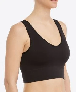 Spanx Look At Me Now Seamless Crop Top