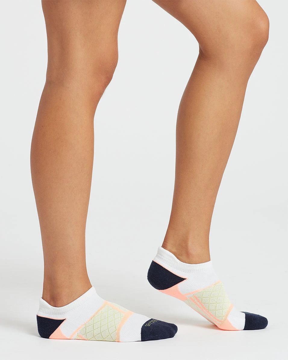 Spanx Active Arch Compression Ankle Socks 8 Spanx Active Arch Compression Ankle Socks