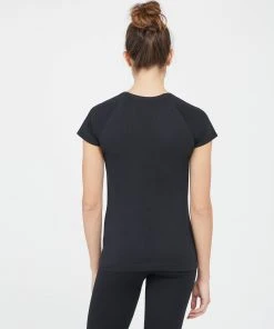 Spanx Shop All Activewear Look At Me Now Seamless Tee