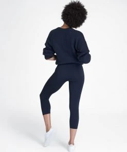 Spanx Look At Me Now Seamless Cropped Leggings