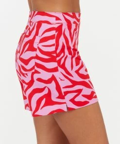 Spanx On-the-Go Printed Shorts, 6" New Arrivals 25 Spanx On-the-Go Printed Shorts, 6