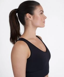 Spanx Look At Me Now Seamless Crop Top