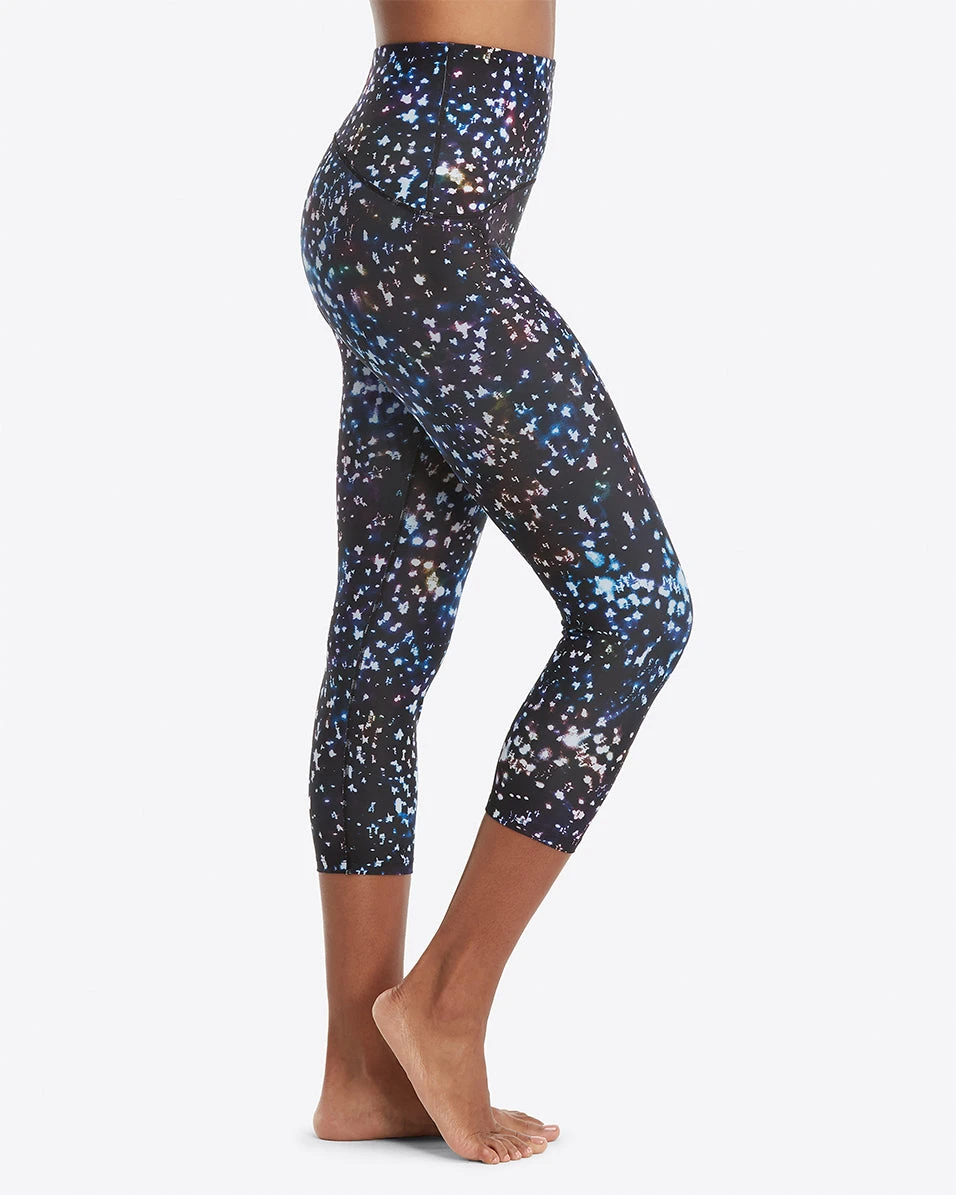 Spanx Booty Boost® Active Printed Cropped Leggings 8 Spanx Booty Boost® Active Printed Cropped Leggings