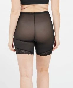 Spanx Spotlight On Lace Mid-Thigh Short