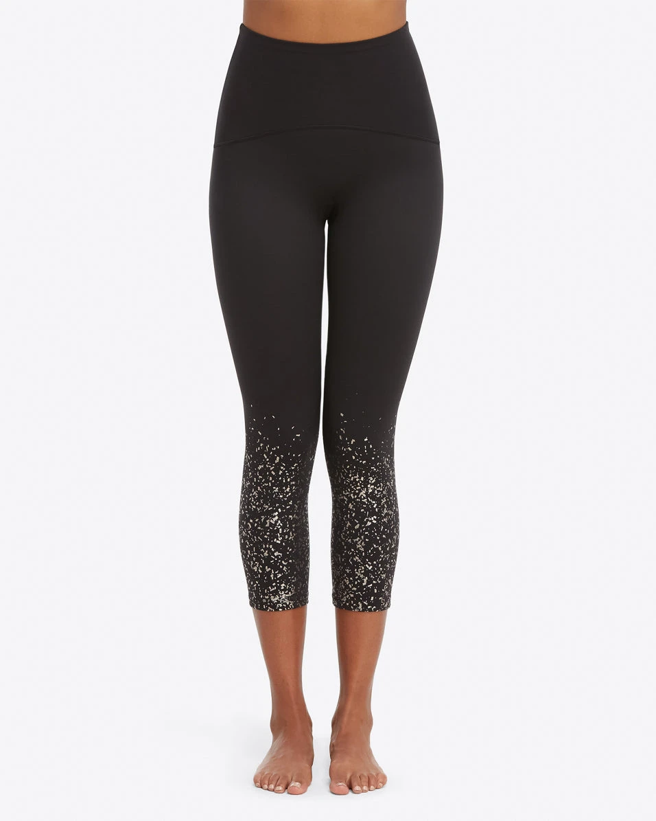 Spanx Booty Boost® Active Printed Cropped Leggings 3 Spanx Booty Boost® Active Printed Cropped Leggings