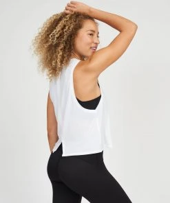 Spanx Go Lightly Notch-Back Tank 20 Spanx Go Lightly Notch-Back Tank