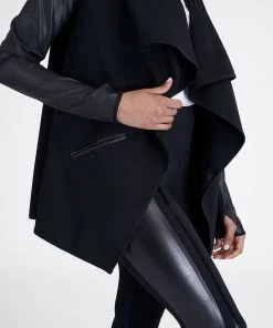 Spanx Every.Wear Gloss Side Stripe Leggings Active