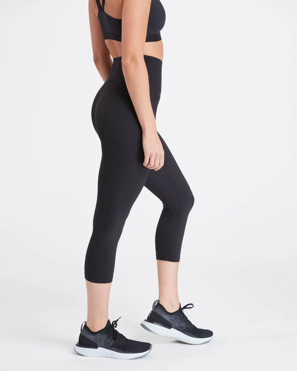 Spanx Active Cropped Leggings 6 Spanx Active Cropped Leggings